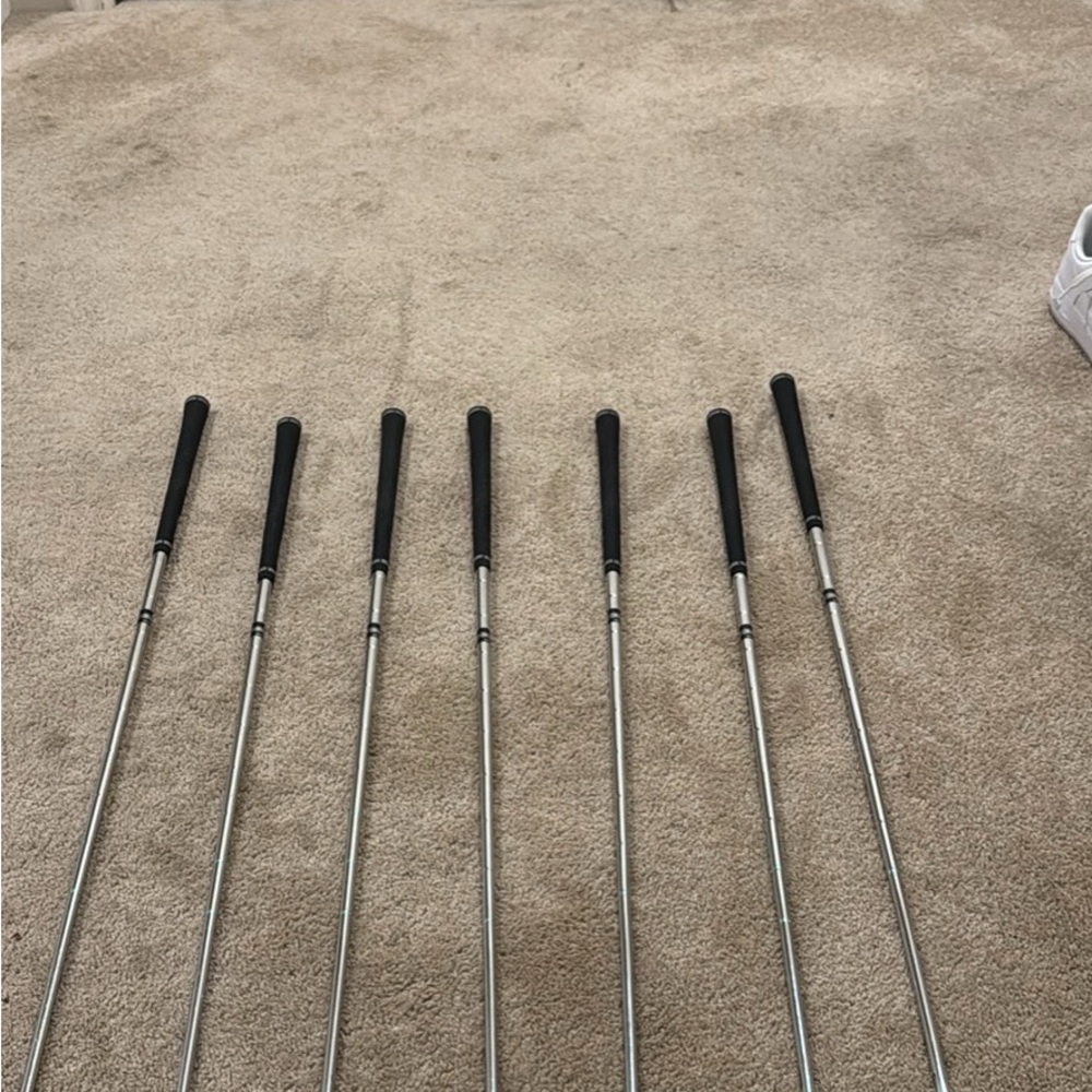 Premium Golf Club Set with Black Handles